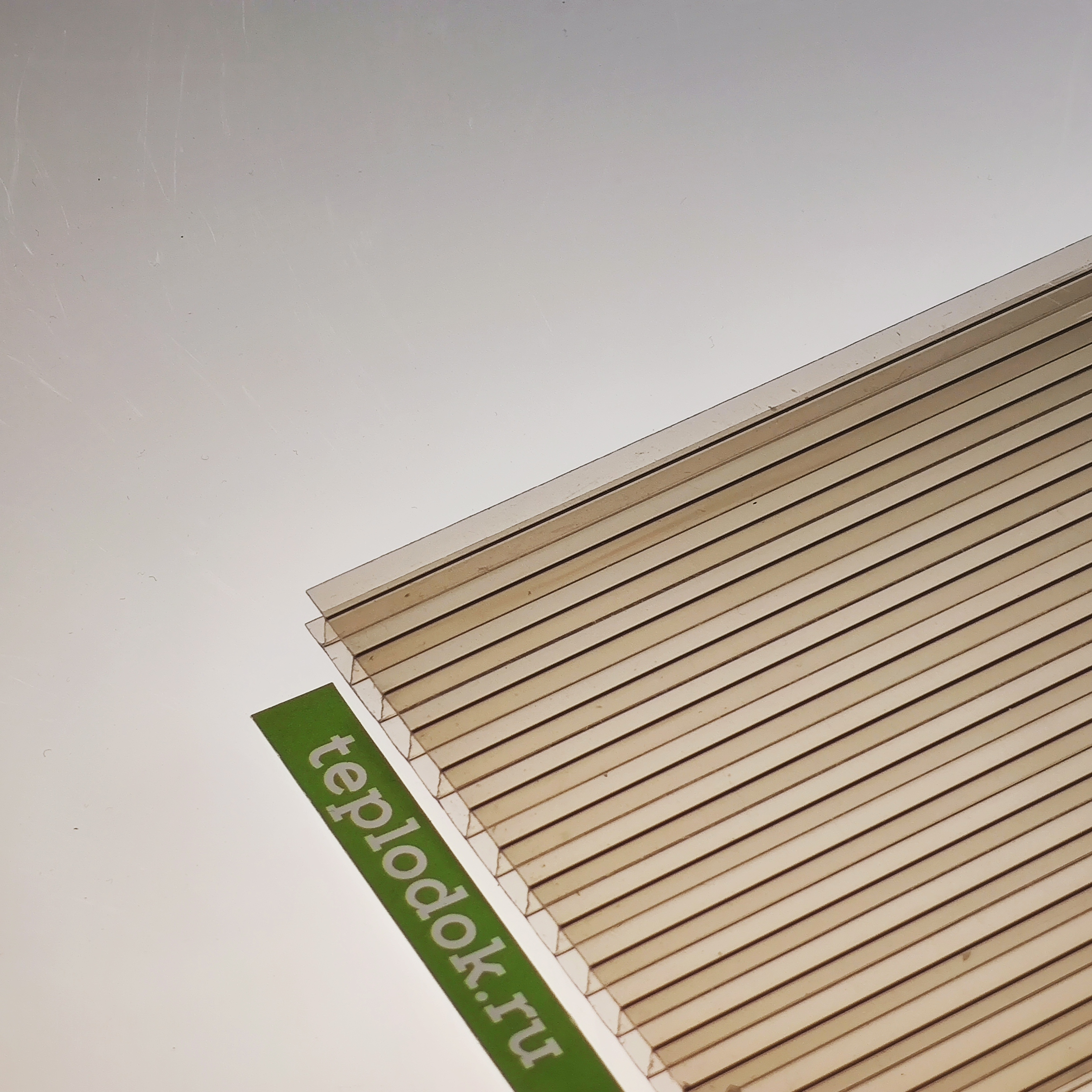 Сотовый поликарбонат 6 мм, бронза, 1кг/м2, лист 2,1х12 м, ULTRAMARIN