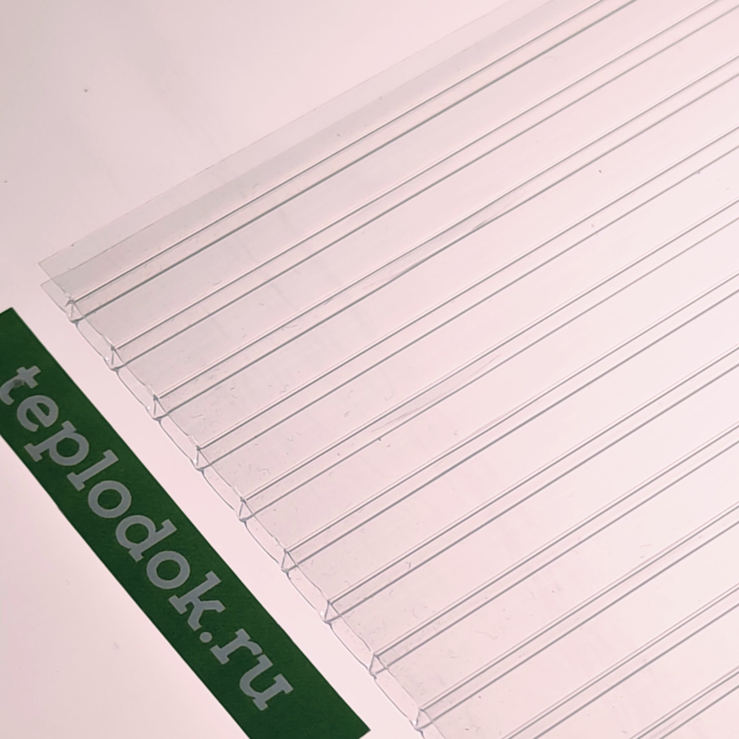 Сотовый поликарбонат тепличный 4 мм, прозрачный, 0,60 кг/м2, лист 2,1х6м, Poligi
